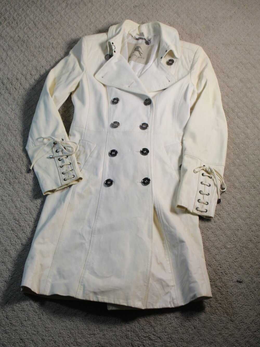 Burberry Size 6 White Solid Lambskin Leather Double Breasted Trench Coat